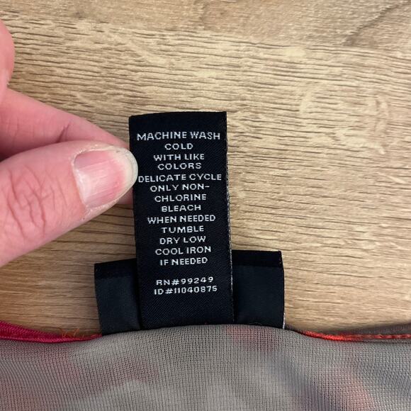 Maggie Barnes Multicolor Abstract Print Ruffle Short Sleeve Blouse Sz 1X Stretch - Picture 5 of 7